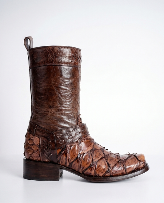 El Pescado boot - side profile